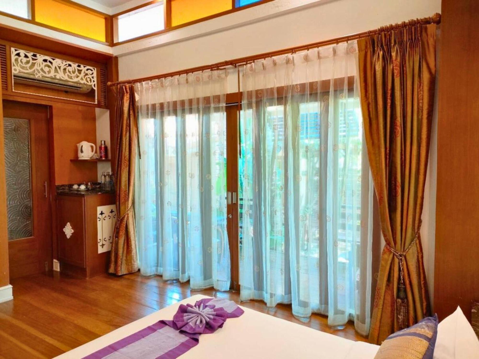 Vartika Resovilla Kuiburi Beach Resort And Villas Kui Buri Pokoj fotografie